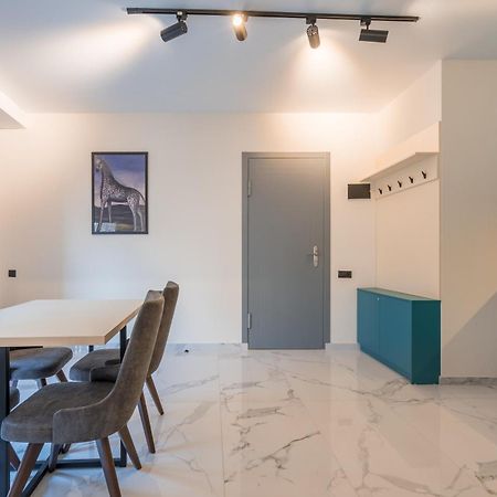 Luxury X By Umbrella Aparthotel Tbilisi Buitenkant foto