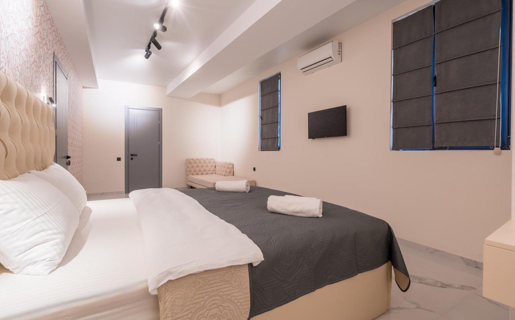 Luxury X By Umbrella Aparthotel Tbilisi Buitenkant foto